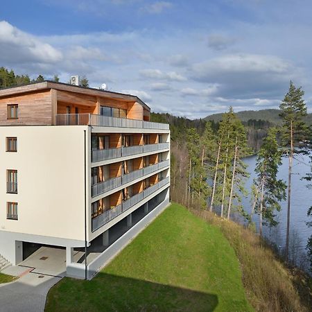 Element Lakeside Apartments Липно-над-Влтавой Экстерьер фото
