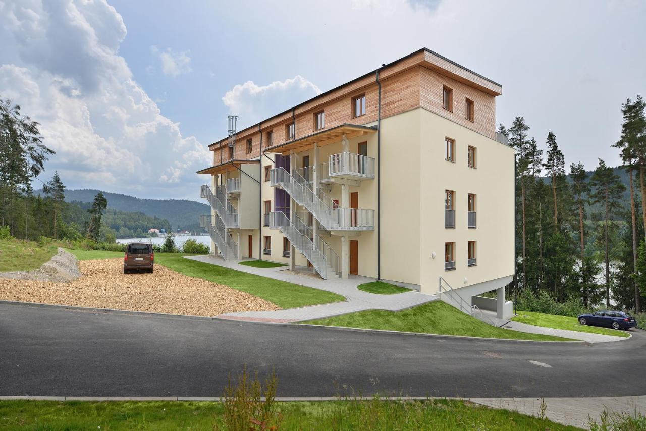 Element Lakeside Apartments Липно-над-Влтавой Экстерьер фото